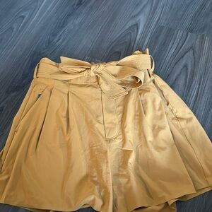 Athleta skyline short II